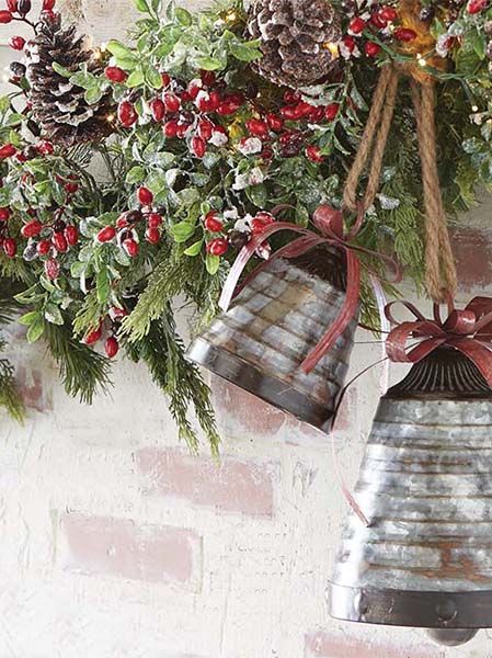 Green garland and bells